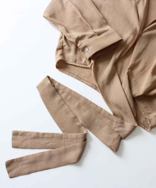 MODE ROBE（モードローブ）の「ショートリボンシャツ（シャツ/ブラウス・レディース・アイボリー/ベージュ・FREE）」の8枚目の写真