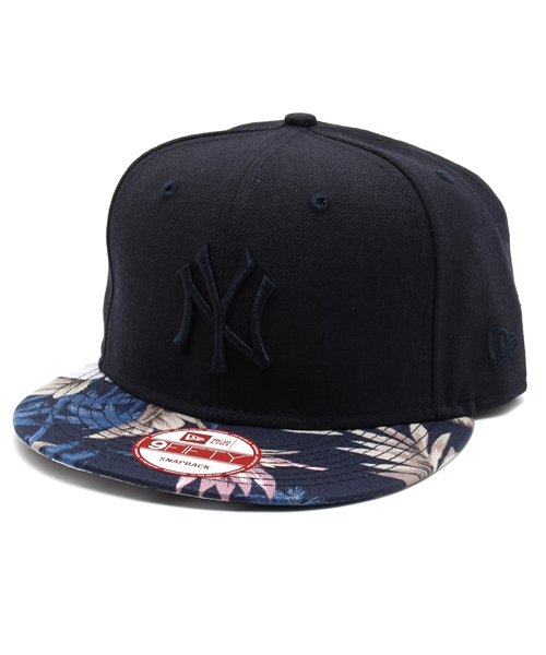 BEAMS(ビームス)の「NEW ERA×BEAMS / 別注 ダークアロハ スナップバック(キャップ・メンズ・ブラック/ネイビー・ONE SIZE)」の2枚目の写真
