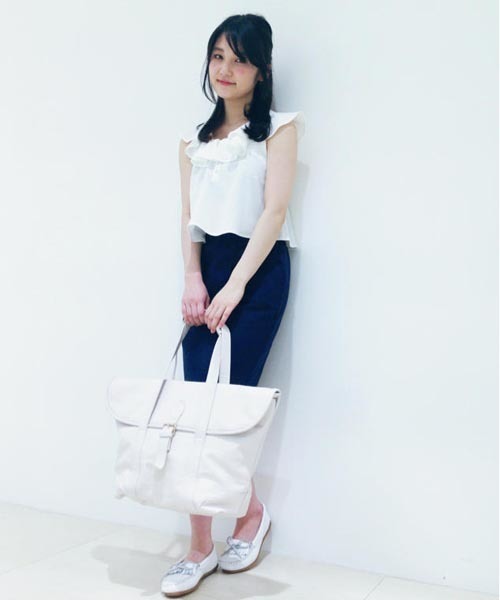 Kastane（カスタネ）の「【Kastane】BACKクロスタンク（シャツ/ブラウス・レディース・ベージュ/ホワイト/ネイビー/レッド・FREE）」の17枚目の写真