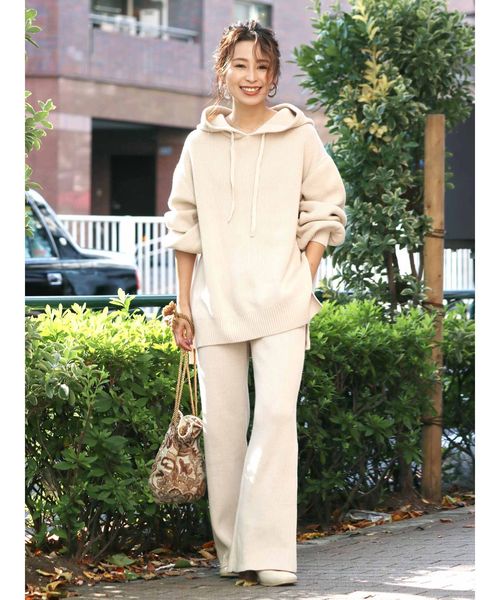 Ungrid(アングリッド)の「リブニットフレアパンツ(その他パンツ・レディース・アイボリー/ダークブラウン・FREE)」の6枚目の写真