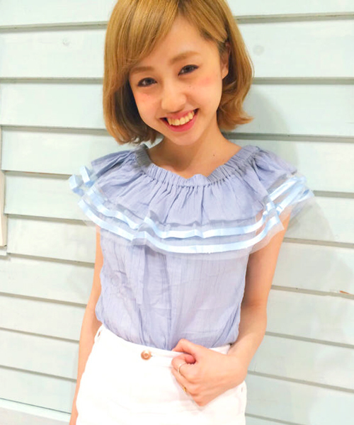 Kastane（カスタネ）の「【Kastane】楊柳チュールオフショルダーシャツ（シャツ/ブラウス・レディース・ネイビー/ブルー/ホワイト/オレンジ・FREE）」の3枚目の写真