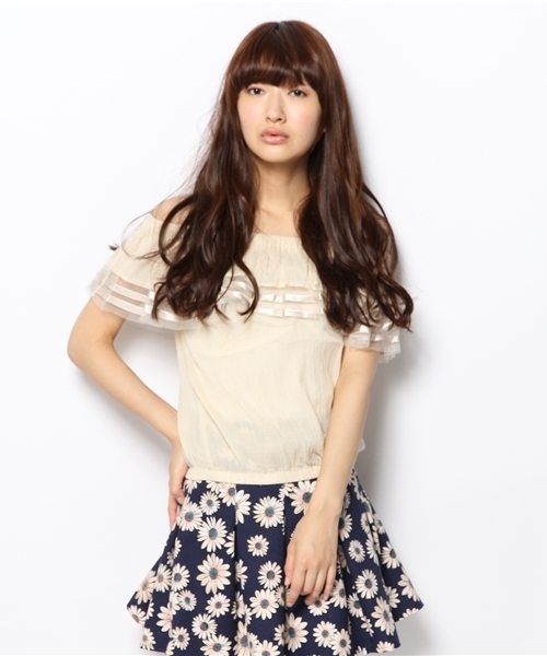 Kastane（カスタネ）の「【Kastane】楊柳チュールオフショルダーシャツ（シャツ/ブラウス・レディース・ネイビー/ブルー/ホワイト/オレンジ・FREE）」の13枚目の写真