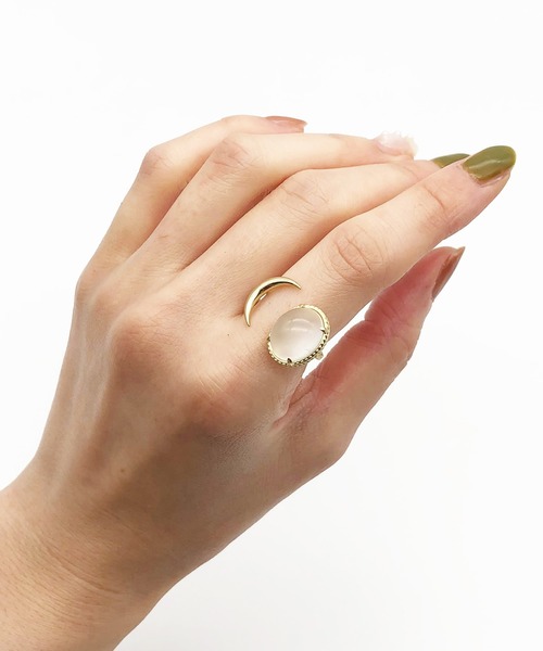 ATELIER COVA（アトリエコバ）の「K10　ムーンストーン×三日月リング（リング・レディース・ゴールド・FREE）」の9枚目の写真