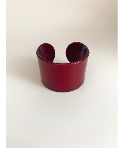 mou（モウ）の「紅色太バングル（バングル/リストバンド・レディース・レッド・FREE）」の2枚目の写真