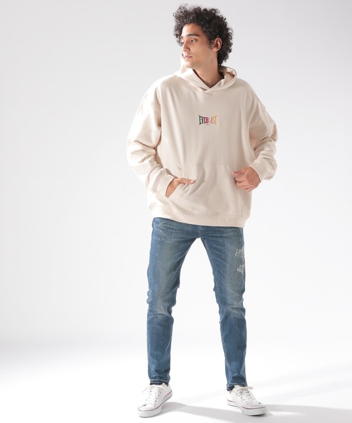 EVERLAST(スポーツ・ライフスタイル)（エバーラスト）の「【EVERLAST(エバーラスト)】別注パーカー（パーカー・メンズ・グレー/オフホワイト/ブラック・LARGE/MEDIUM）」の11枚目の写真