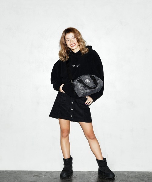 ROXY(ロキシー)の「ALLEE/ロキシー ブーツ 防寒 スノー コーデュロイ(ブーツ・レディース・ブラック/ベージュ/ピンク・23cm/24cm/25cm)」の2枚目の写真