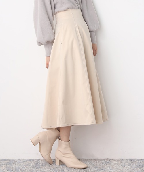 one after another NICE CLAUP（ワンアフターアナザーナイスクラップ）の「Dカンベルトフレアスカート（スカート・レディース・ブラック/オレンジ/アイボリー/チェック・FREE）」の2枚目の写真