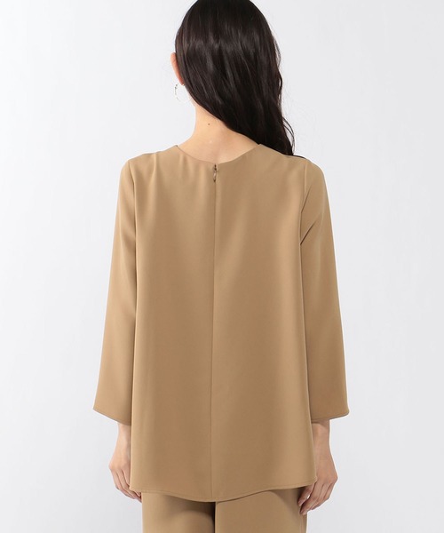 A/C DESIGN BY ALPHA CUBIC（エーシーデザインバイアルファキュービック）の「プルエラブラウス（シャツ/ブラウス・レディース・ネイビー/オフホワイト/ベージュ/ライトグリーン・11号/9号）」の13枚目の写真