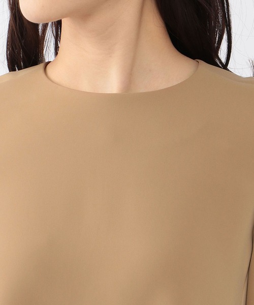 A/C DESIGN BY ALPHA CUBIC（エーシーデザインバイアルファキュービック）の「プルエラブラウス（シャツ/ブラウス・レディース・ネイビー/オフホワイト/ベージュ/ライトグリーン・11号/9号）」の14枚目の写真