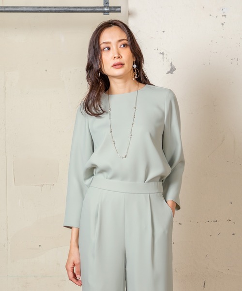 A/C DESIGN BY ALPHA CUBIC（エーシーデザインバイアルファキュービック）の「プルエラブラウス（シャツ/ブラウス・レディース・ネイビー/オフホワイト/ベージュ/ライトグリーン・11号/9号）」の21枚目の写真