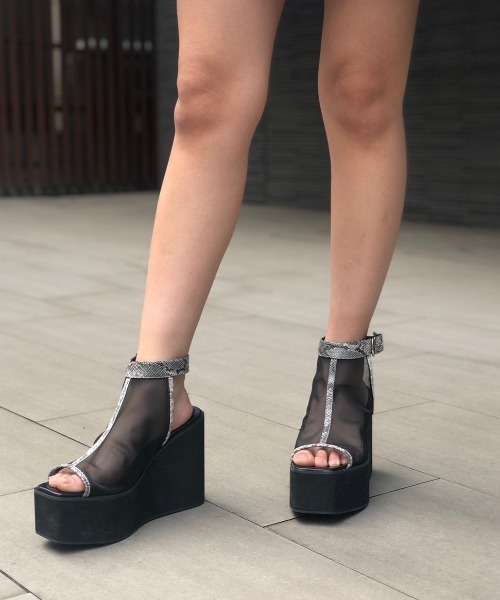 ENVYM（アンビー）の「シアーウエッジブーティー（その他シューズ・レディース・ブラック/グレー・22.5cm/23.5cm/24.5cm）」の9枚目の写真