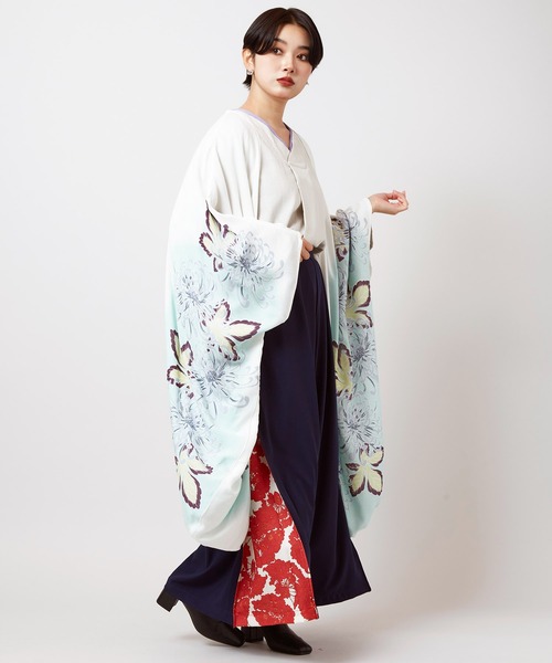 カヤ（カヤ）の「【カヤ】花笑み振袖羽織り UVロングカーディガン（カーディガン/ボレロ・レディース・ホワイト/ブラック/ベージュ/ネイビー/パープル/グリーン系その他/ライトピンク/パープル系その他・FREE）」の2枚目の写真