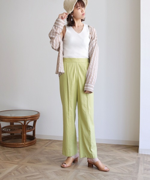 HER CLOSET（ハークローゼット）の「【HERCLOSET】Vネックリブサマーニットタンクトップ（タンクトップ・レディース・ブラック/パープル/オフホワイト/カーキ/グレイッシュベージュ・M）」の12枚目の写真