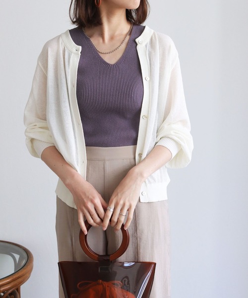 HER CLOSET（ハークローゼット）の「【HERCLOSET】Vネックリブサマーニットタンクトップ（タンクトップ・レディース・ブラック/パープル/オフホワイト/カーキ/グレイッシュベージュ・M）」の9枚目の写真