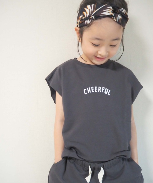 CIAOPANIC TYPY（チャオパニックティピー）の「【KIDS】【ZOZOTOWN限定】ミニロゴスウェットセットアップ（Tシャツ/カットソー・キッズ・モカ/チャコールグレー/アイボリー・SMALL/X-LARGE/XX-LARGE/LARGE/MEDIUM）」の2枚目の写真