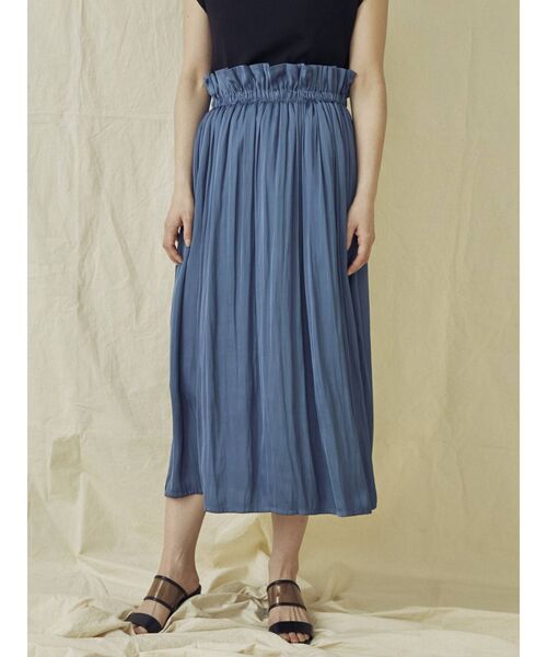 THE DAYZ TOKYO（ザデイズトーキョー）の「【THE DAYZ TOKYO】サテンギャザースカート（スカート・レディース・ブラック/ベージュ/ブルー・FREE）」の3枚目の写真