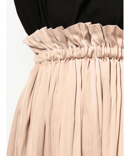 THE DAYZ TOKYO（ザデイズトーキョー）の「【THE DAYZ TOKYO】サテンギャザースカート（スカート・レディース・ブラック/ベージュ/ブルー・FREE）」の14枚目の写真