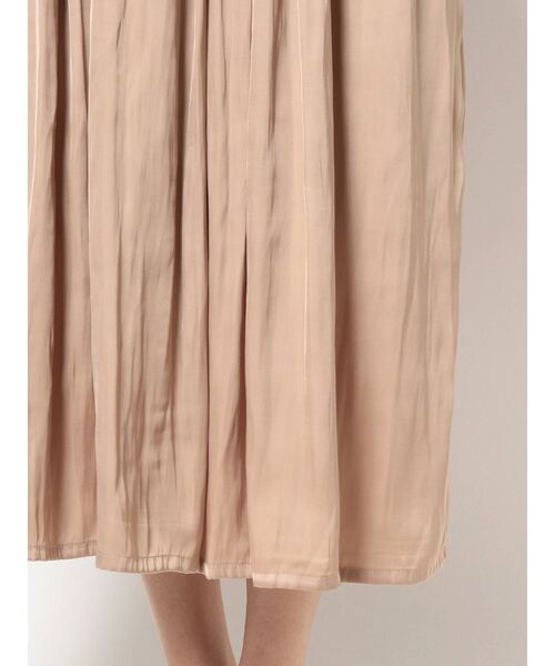 THE DAYZ TOKYO（ザデイズトーキョー）の「【THE DAYZ TOKYO】サテンギャザースカート（スカート・レディース・ブラック/ベージュ/ブルー・FREE）」の9枚目の写真