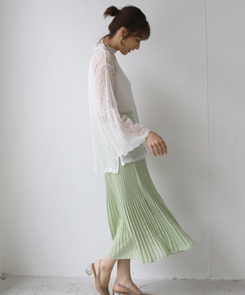 REAL CUBE（リアルキューブ）の「ヴィンテージサテンプリーツスカート（スカート・レディース・オフホワイト/チャコール/グリーン/オレンジ・FREE）」の8枚目の写真