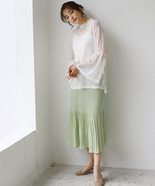 REAL CUBE（リアルキューブ）の「ヴィンテージサテンプリーツスカート（スカート・レディース・オフホワイト/チャコール/グリーン/オレンジ・FREE）」の9枚目の写真