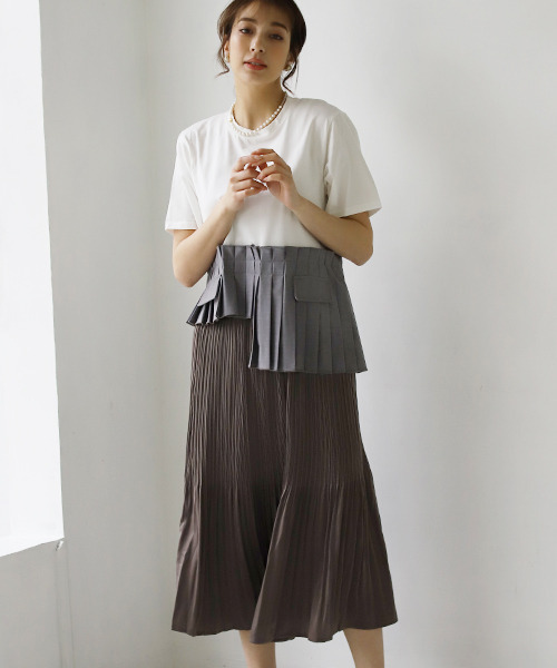 REAL CUBE（リアルキューブ）の「ヴィンテージサテンプリーツスカート（スカート・レディース・オフホワイト/チャコール/グリーン/オレンジ・FREE）」の6枚目の写真