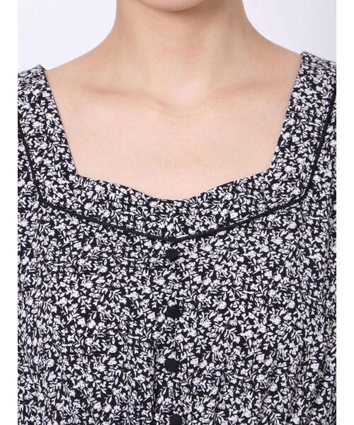 dazzlin(ダズリン)の「フラワーパワショルギャザーワンピース(ワンピース・レディース・ブラック/レッド・SMALL/MEDIUM)」の19枚目の写真