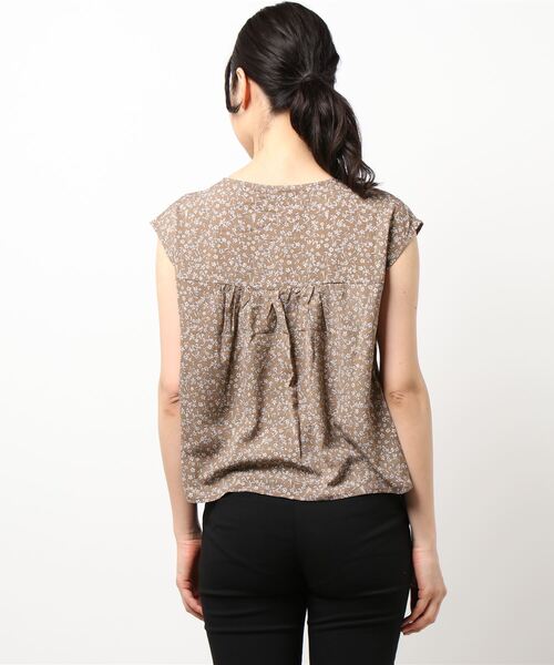 Crisp（クリスプ）の「フラワーフレンチブラウス（シャツ/ブラウス・レディース・ブルー/ブラウン・FREE）」の4枚目の写真