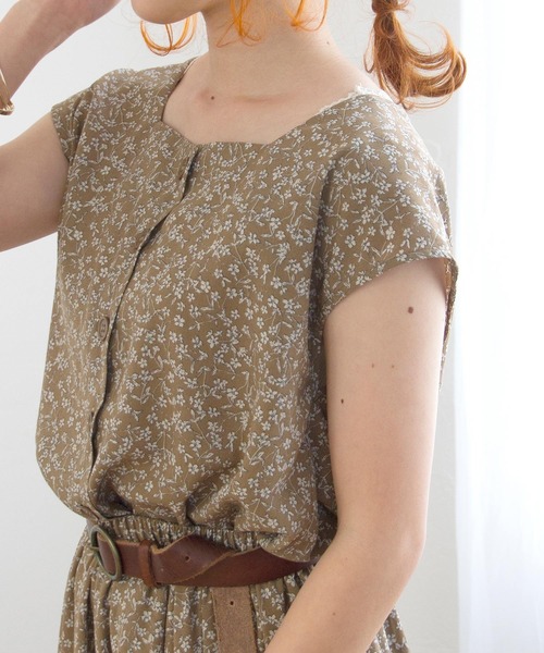 Crisp（クリスプ）の「フラワーフレンチブラウス（シャツ/ブラウス・レディース・ブルー/ブラウン・FREE）」の14枚目の写真