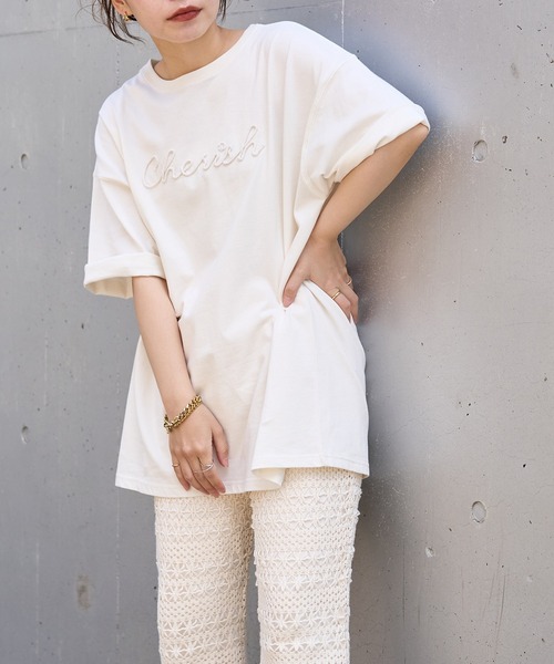 natural couture(ナチュラルクチュール)の「あおいさんコラボCherishロープ刺繍ゆるT(Tシャツ/カットソー・レディース・ミント/ブラック/ベージュ/オフホワイト・FREE)」の5枚目の写真