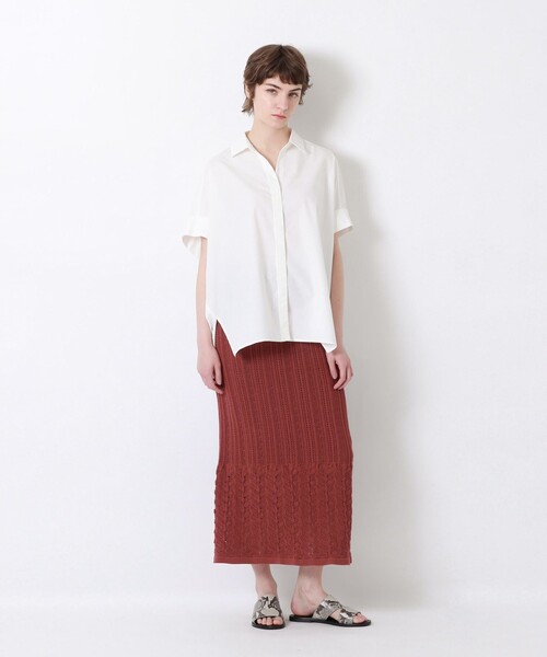 LOVELESS（ラブレス）の「バックプリーツオフショルシャツ（シャツ/ブラウス・レディース・ブラック/オフホワイト/ベージュ系その他・36）」の4枚目の写真