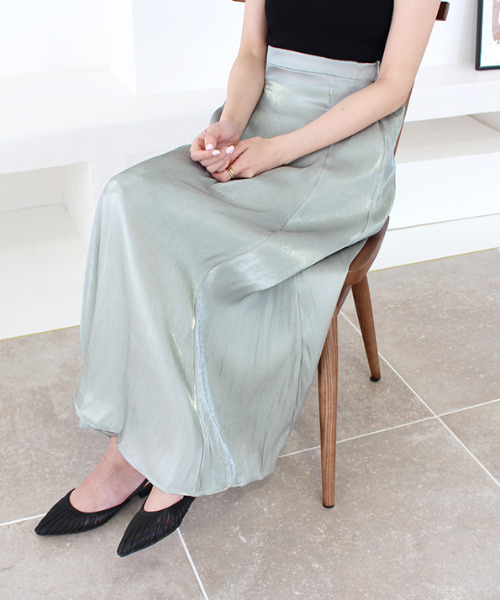 MODE ROBE（モードローブ）の「サテンマーメイドスカート（スカート・レディース・アイボリー/ミント・FREE）」の12枚目の写真