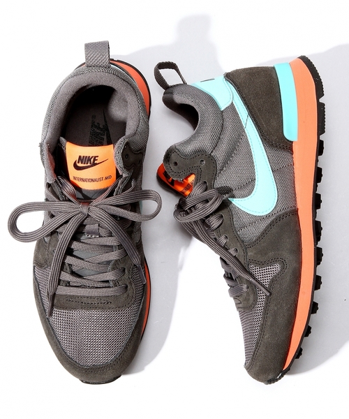 NIKE（ナイキ）の「ナイキ/NIKE インターナショナリストMID（スニーカー・レディース・ブラック/グレー・23.5cm/25cm/24.5cm/22.5cm/24cm/23cm）」の9枚目の写真