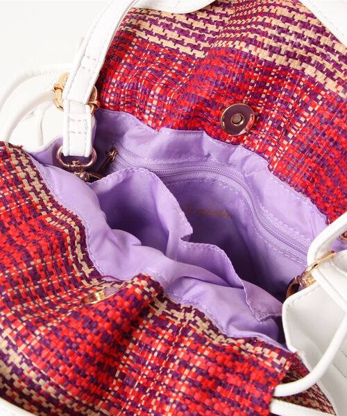 Te chichi（テチチ）の「マダガスカルラフィアチェックミニ巾着（かごバッグ・レディース・レッド/ネイビー・ﾌﾘ-）」の4枚目の写真