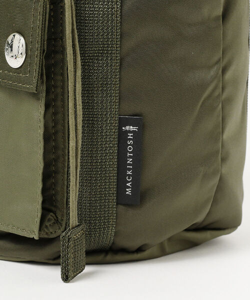 Demi-Luxe BEAMS(デミルクス ビームス)の「MACKINTOSH x PORTER / ミニバスケット トートバッグ(トートバッグ・レディース・ブラック/オリーブ・ONE SIZE)」の22枚目の写真