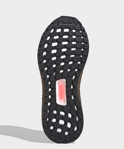 adidas（アディダス）の「ウルトラブースト 20 [Ultraboost 20] アディダス（スニーカー・レディース・ブラック×ピンク・25.5cm/22.5cm/23.0cm/24.5cm）」の5枚目の写真