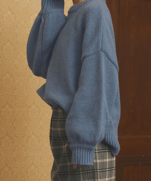 PURIL（ピュリル）の「【PURIL】刺繍ロゴモックネックボリュームニット（ニット/セーター・レディース・ブラック/ブラウン/ブルー/アイボリー・S/M）」の9枚目の写真