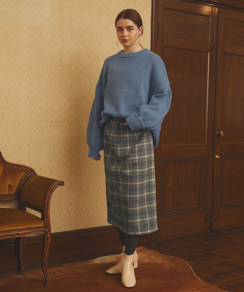 PURIL（ピュリル）の「【PURIL】刺繍ロゴモックネックボリュームニット（ニット/セーター・レディース・ブラック/ブラウン/ブルー/アイボリー・S/M）」の5枚目の写真