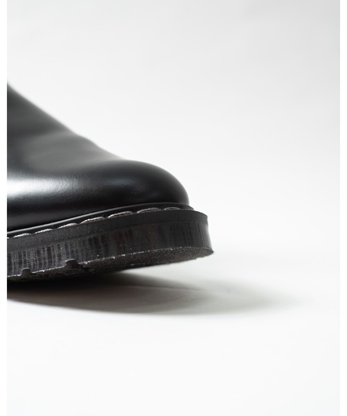 SOLOVAIR（ソロヴェアー）の「「SOLOVAIR/ソロヴェアー」イギリス製  ハイシャイン（鏡面仕上げ）レザー ディーラーブーツ(サイドゴアブーツ）（ブーツ・メンズ・ブラック・4/6/8/10/9/3/8.5/9.5/6.5/5/7/7.5/5.5/4.5/3.5）」の2枚目の写真