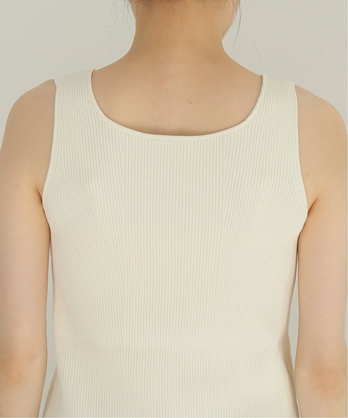 Noble（ノーブル）の「ソフトスクエアーネックニットタンク◆（ニット/セーター・レディース・ブラック/ホワイト/ベージュ・FREE）」の8枚目の写真