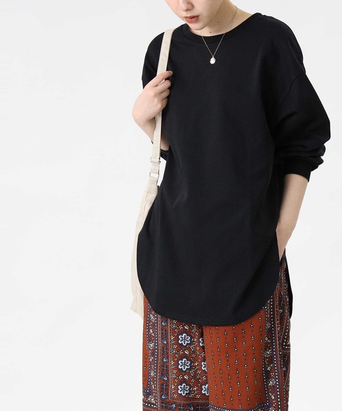 HONEYSUCKLE ROSE（ハニーサックルローズ）の「【HONEYSUCKLE ROSE】ラウンドビッグシルエットロンT（Tシャツ/カットソー・レディース・ライトブラウン/ホワイト/ブラック・M/L/S）」の3枚目の写真