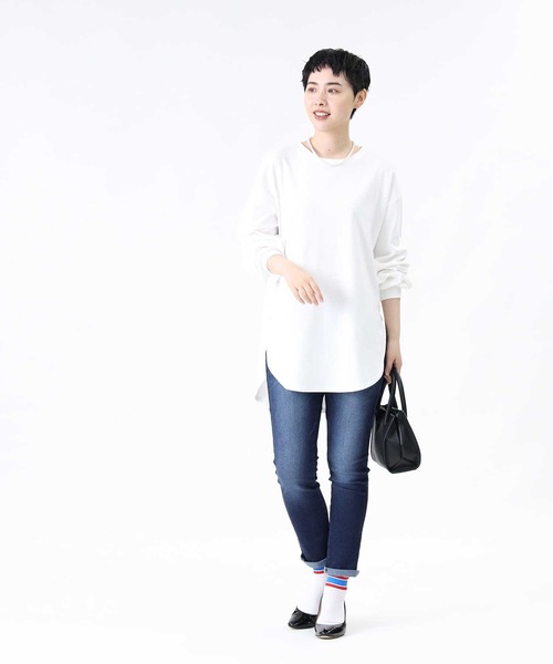 HONEYSUCKLE ROSE（ハニーサックルローズ）の「【HONEYSUCKLE ROSE】ラウンドビッグシルエットロンT（Tシャツ/カットソー・レディース・ライトブラウン/ホワイト/ブラック・M/L/S）」の12枚目の写真