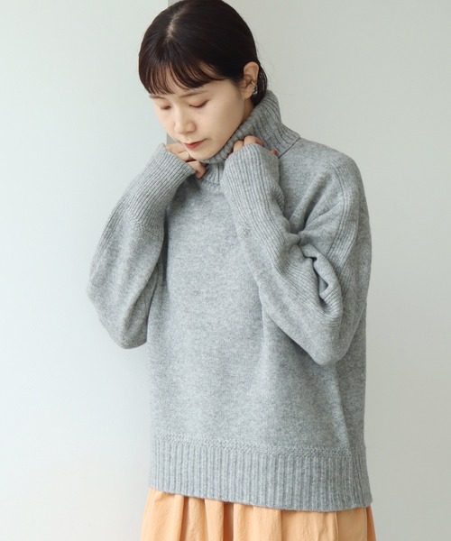 note et silence （ノートエシロンス）の「COLCHIS 5Gタートルプルオーバー（ニット/セーター・レディース・オレンジ/ベージュ/グレー/ブルー・FREE）」の2枚目の写真