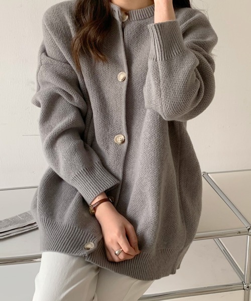 Diosfront（ディオスフロント）の「ボリュームスリーブビックシルエットカーディガン（カーディガン/ボレロ・レディース・ライトブルー/ブラック/ベージュ/ライトパープル/ネイビー/グレー/モカ/カーキ・FREE）」の3枚目の写真