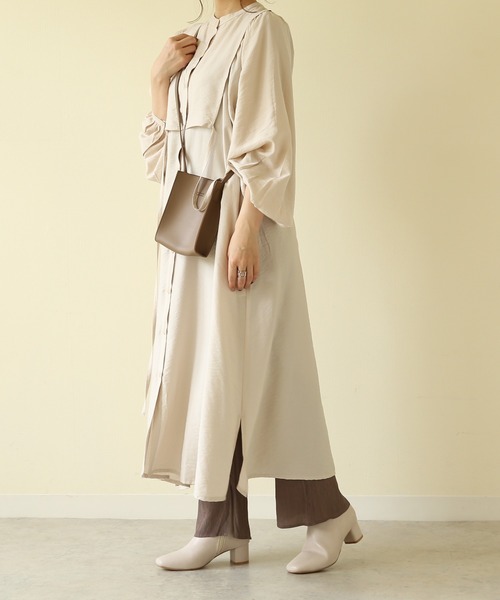 menue(メヌエ)の「スクエアトゥショートブーツ(ブーツ・レディース・アイボリー/ブラック/ホワイト系その他/ブラック系その他/グレイッシュベージュ/ブラウン系その他/ベージュ系その他/ネイビー/シルバー・XS/S/M/L/LL/3L)」の21枚目の写真