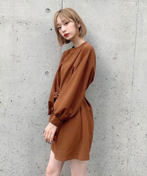 Voyage titty&Co.PETIT(ボヤージュティティアンドコープチ)の「【Voyage titty&Co. PETIT】ボリュームスリーブミニワンピース(ワンピース・レディース・ブラウン/オレンジ/ブラック・FREE)」の5枚目の写真
