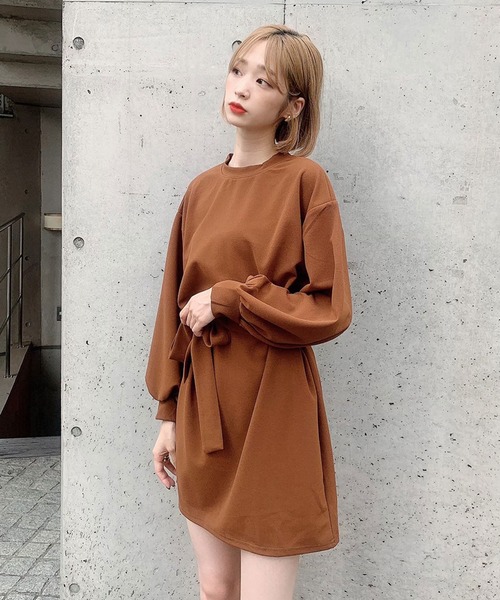 Voyage titty&Co.PETIT(ボヤージュティティアンドコープチ)の「【Voyage titty&Co. PETIT】ボリュームスリーブミニワンピース(ワンピース・レディース・ブラウン/オレンジ/ブラック・FREE)」の6枚目の写真