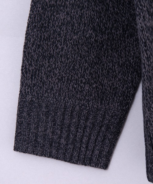 ＪＵＧＬＡＮＳ（ユグランス）の「Revo.　5G ABヤーンリンキングクルーネックニット（ニット/セーター・メンズ・カーキ/ブラック/ホワイト/ベージュ・M/L）」の16枚目の写真