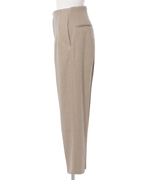 CLEARIMPRESSION (クリアインプレッション)の「圧縮ウール タックテーパードパンツ【セットアップ対応】(その他パンツ・レディース・パープル/アイボリー/キャメル・9号/7号)」の16枚目の写真