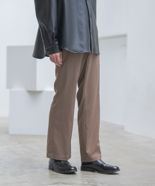 CASPER JOHN(キャスパージョン)の「Flare Slacks/フレアスラックス(スラックス・メンズ・ブラウン/ライトベージュ/ブラック/ネイビー・マルチサイズ)」の6枚目の写真