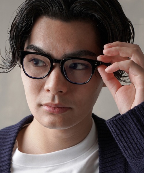 SPINNS（スピンズ）の「ウェリントンタイプ伊達眼鏡（メガネ・メンズ・ブラック/ブラウン・ONESIZE）」の14枚目の写真